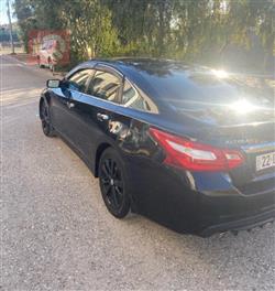 نيسان ألتيما